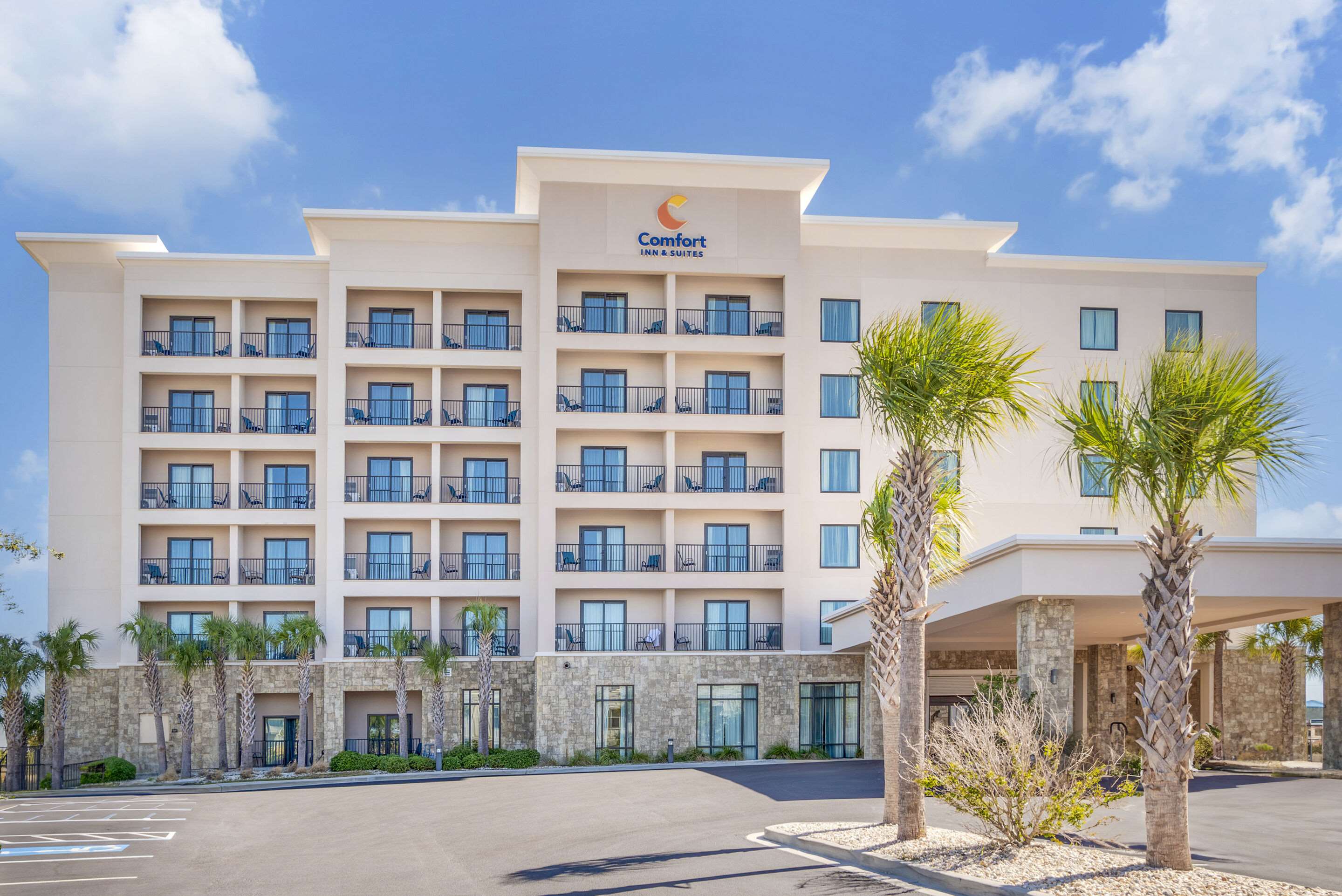 Hotel exterior | Comfort Inn & Suites Gulf Shores East Beach near Gulf State Park