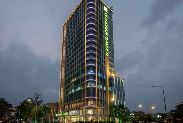 On-Site,Outdoor/Exterior,Exterior View of Building