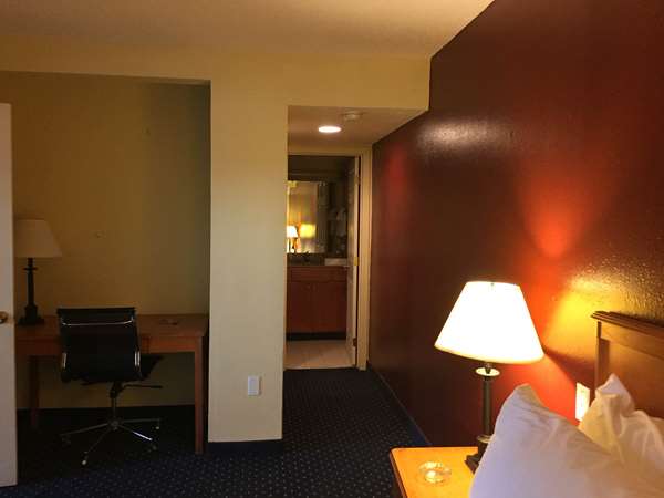  - Hilton University Place Hotel Charlotte - I-85, Exit 45