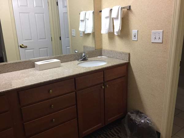  - Hilton University Place Hotel Charlotte - I-85, Exit 45