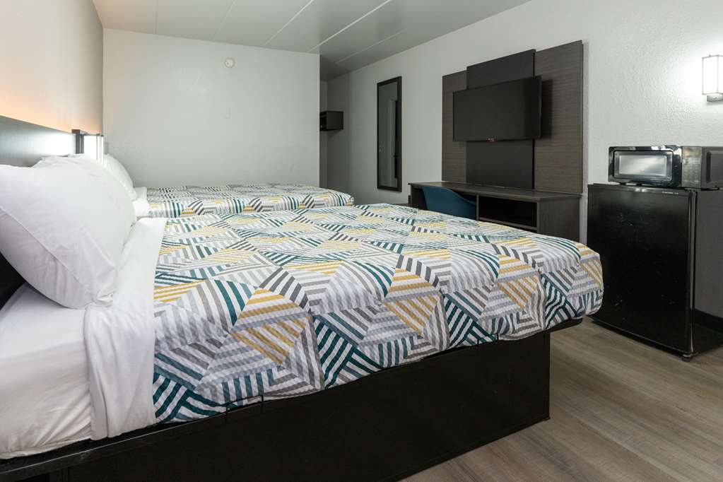 MOTEL 6 CINCINNATI, OH-guestroom-Guest Room,On-Site.jpg