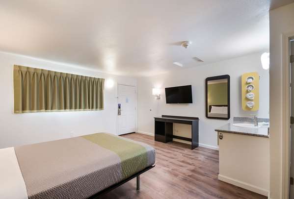  - Park Lane Suites & Inn Portland