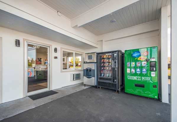  - Park Lane Suites & Inn Portland