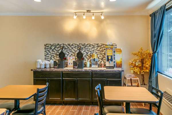 Amenities - Quality Inn Rawlins - I-80, Exit 211