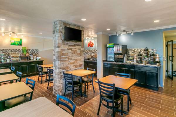 Amenities - Quality Inn Rawlins - I-80, Exit 211