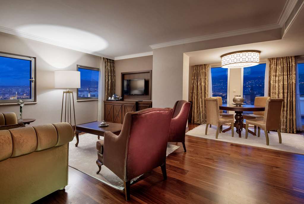 WYNDHAM GRAND KAYSERI-guestroom-Guest Room,On-Site.jpg