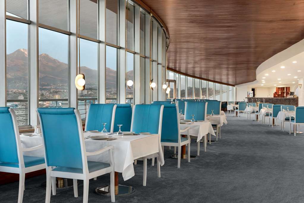 WYNDHAM GRAND KAYSERI-guestroom-Dining,Dining Area,Grill/Pub,On-Site.jpg