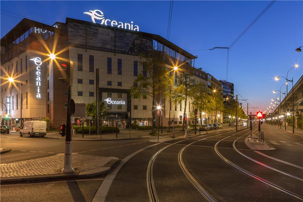 Hotel Oceania Paris Porte de Versailles