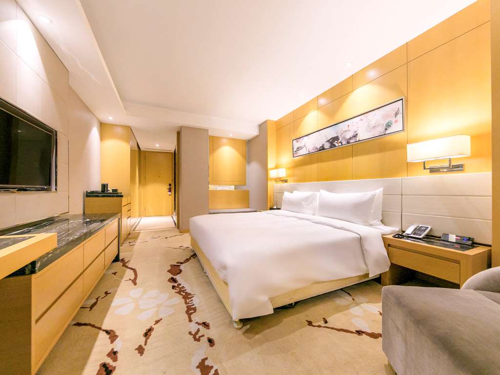 MERCURE BEIJING CHANG AN WEST-guestroom-Guest Room,On-Site.jpg