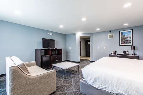 Suite - Best Western Rochester Hotel Mayo Clinic Area