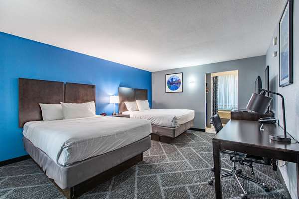 Suite - Best Western Rochester Hotel Mayo Clinic Area