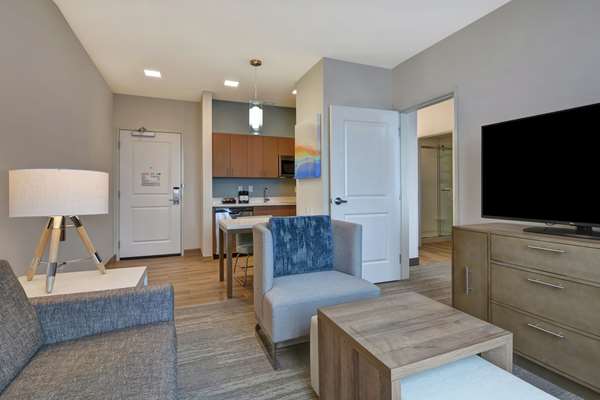  - Homewood Suites by Hilton Eastlake Chula Vista