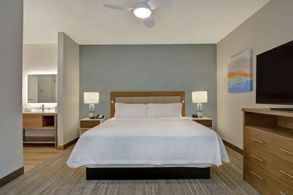  - Homewood Suites by Hilton Eastlake Chula Vista