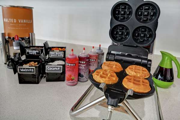 Amenities - Hampton Inn Eastlake Chula Vista