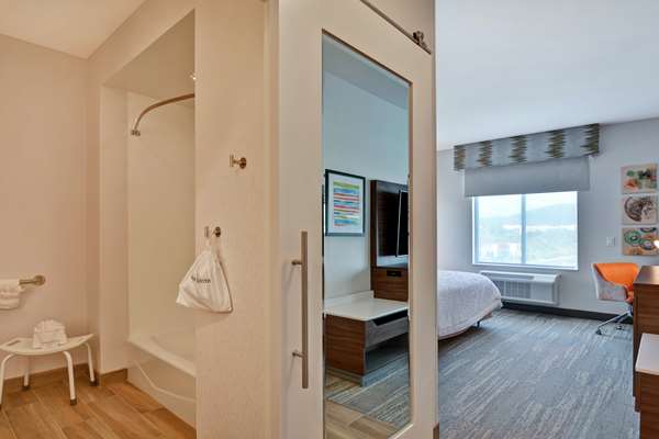  - Hampton Inn Eastlake Chula Vista