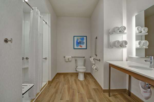  - Hampton Inn Eastlake Chula Vista