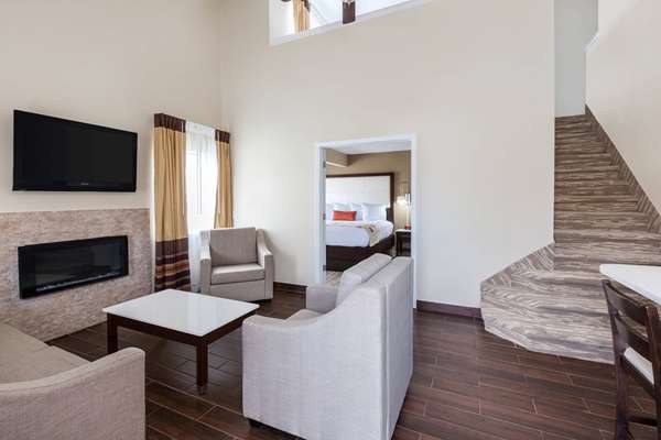 Suite - Hawthorn Suites by Wyndham Southfield