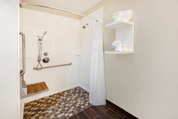 Suite - Hawthorn Suites by Wyndham Southfield