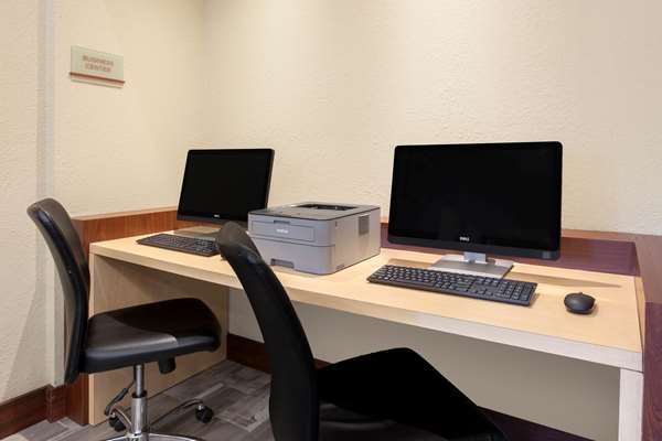 Conference Area - Hawthorn Suites by Wyndham Southfield