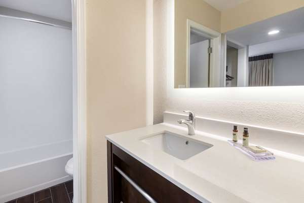 Suite - Hawthorn Suites by Wyndham Southfield