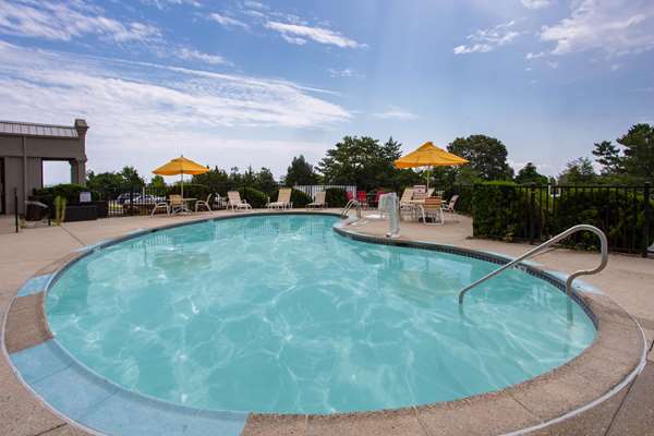 Pool - Days Inn Absecon