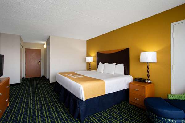  - Days Inn Absecon