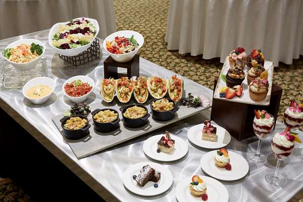 Restaurant - Barrington Hotel Downtown Halifax