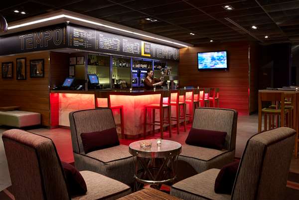 Bar - Barrington Hotel Downtown Halifax