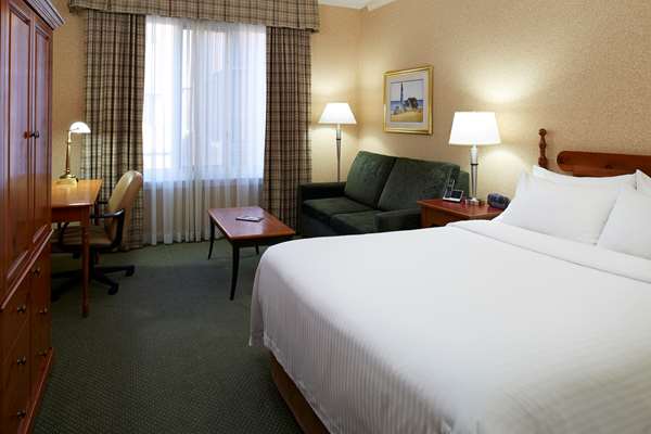  - Barrington Hotel Downtown Halifax