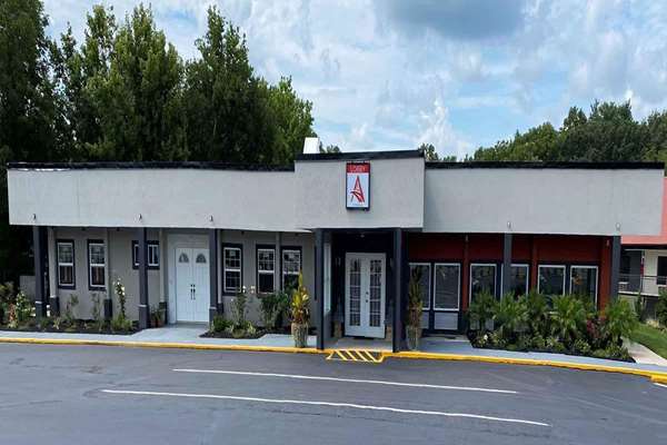 Exterior view - Travelodge LX Motel Manchester