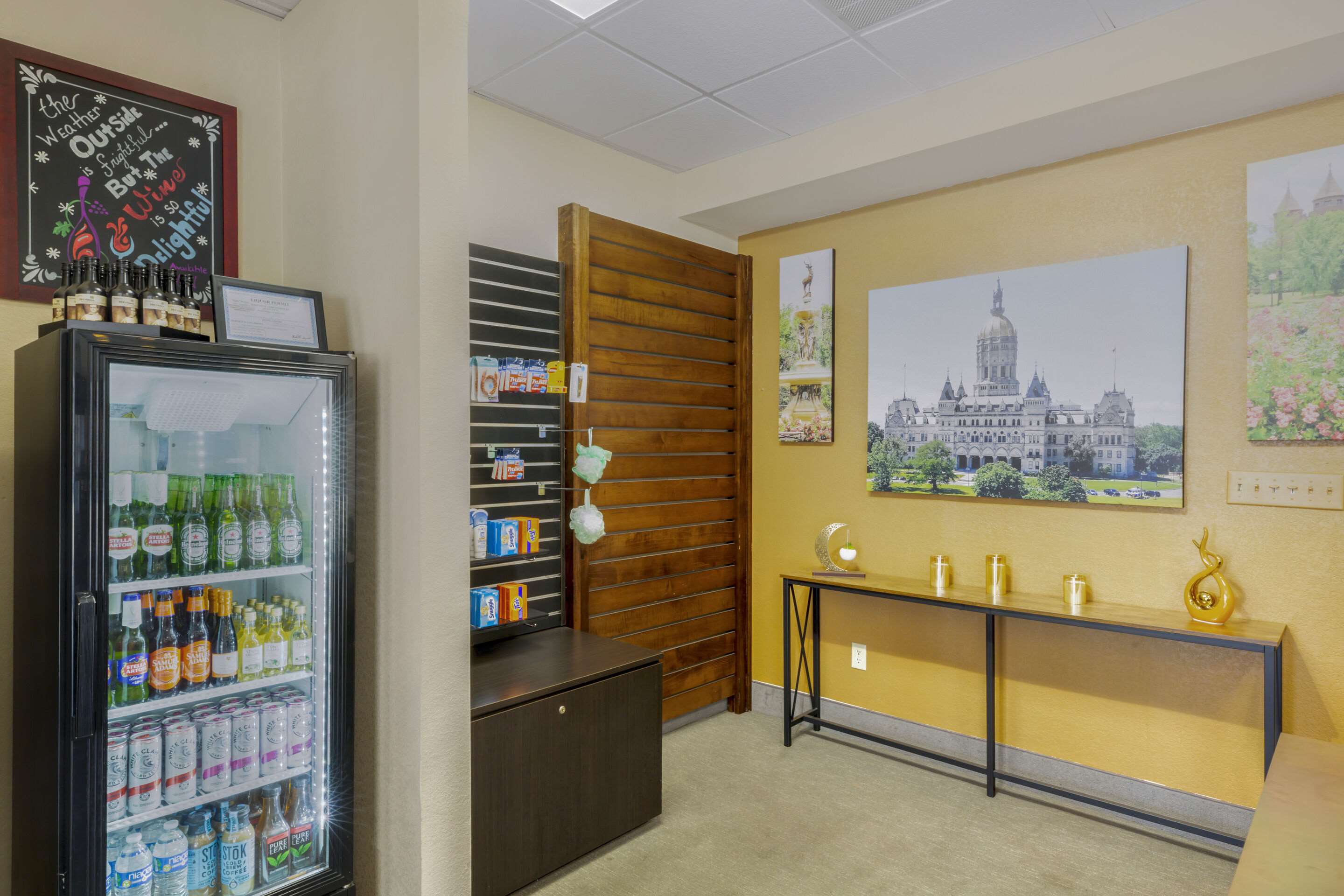 Hotel marketplace