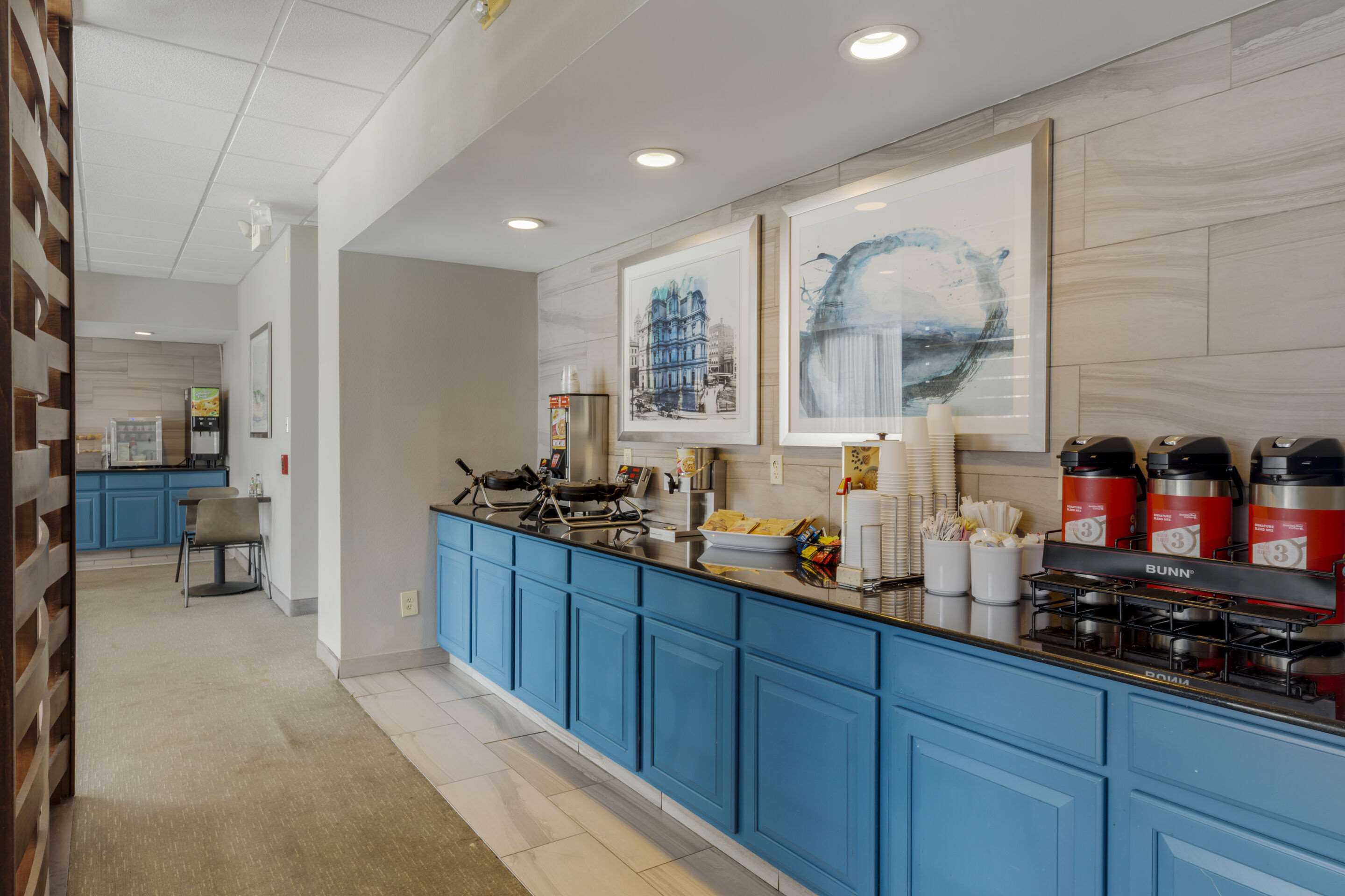 Breakfast area