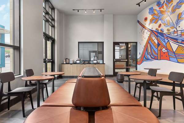 Restaurant - Hampton Inn & Suites Downtown Crossroads Kansas City - I-670, Exit 2R & 2S