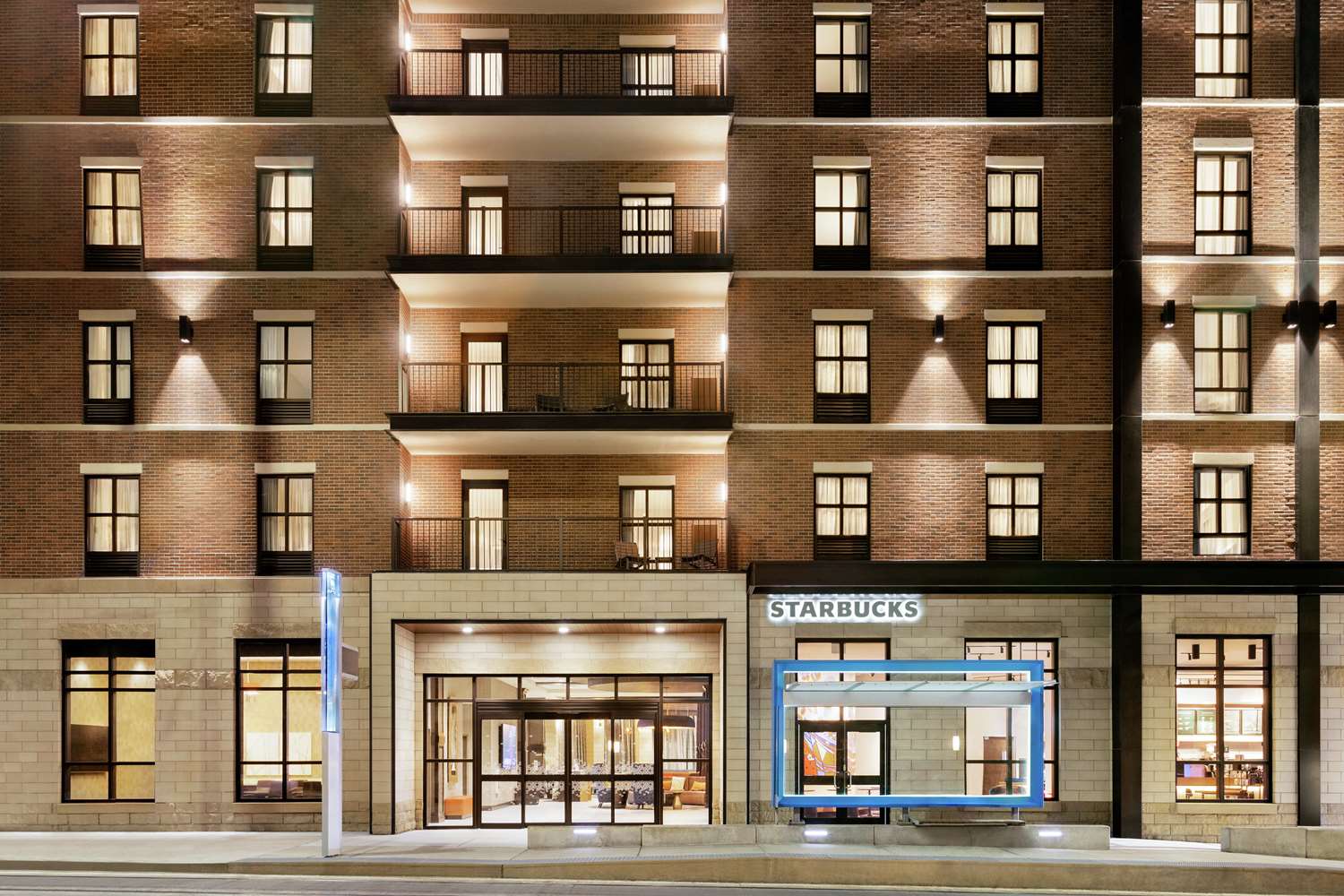 Hampton Inn & Suites Downtown Crossroads Kansas City I670, Exit 2R