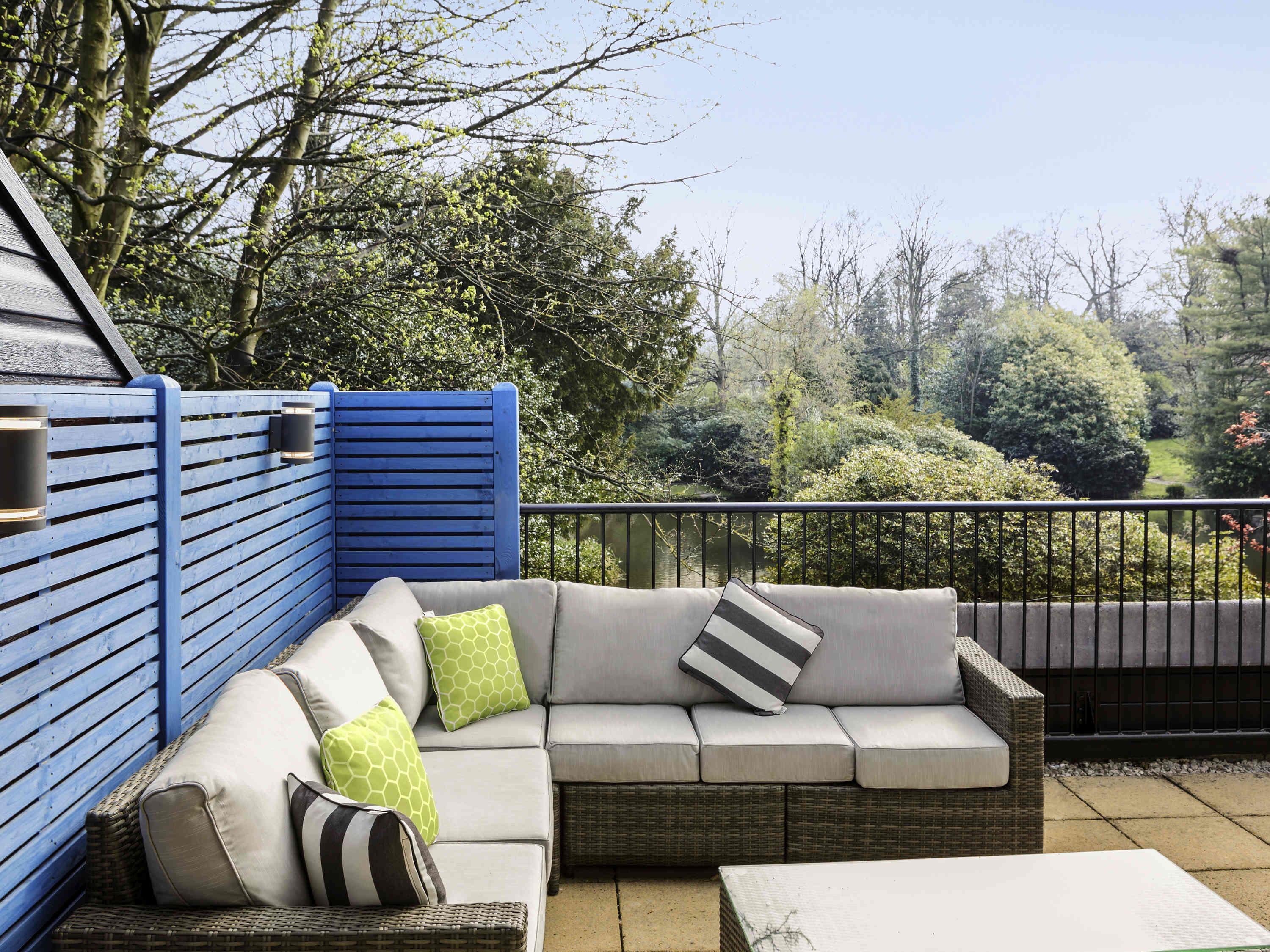 Mercure Sheffield Kenwood Hall & Spa Room Type - Superior King suite, private seating area overlooking the grounds - 1 king bed Mercure Sheffield Kenwood Hall & Spa Room Type - Superior King suite, private seating area overlooking the grounds - 1 king bed