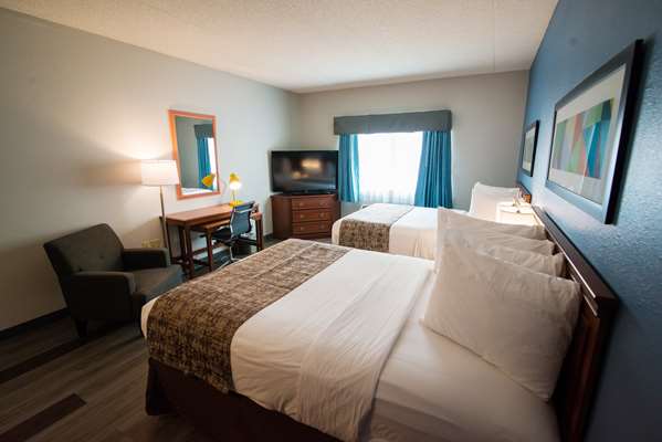  - SureStay Plus Hotel by Best Western Airport Louisville - I-65, Exit 131B