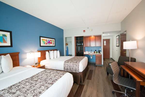  - SureStay Plus Hotel by Best Western Airport Louisville - I-65, Exit 131B
