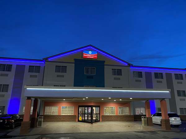 Exterior view - SureStay Plus Hotel by Best Western Airport Louisville - I-65, Exit 131B