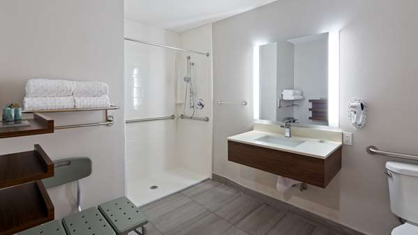  - Best Western Niceville Hotel