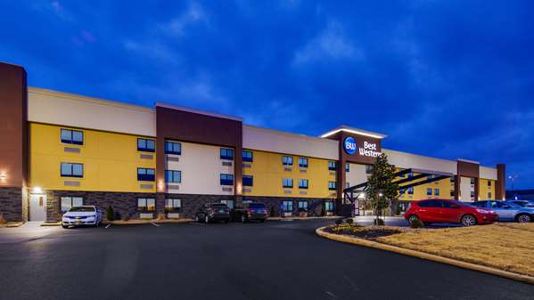 Exterior view - Best Western Huntsville Hotel
