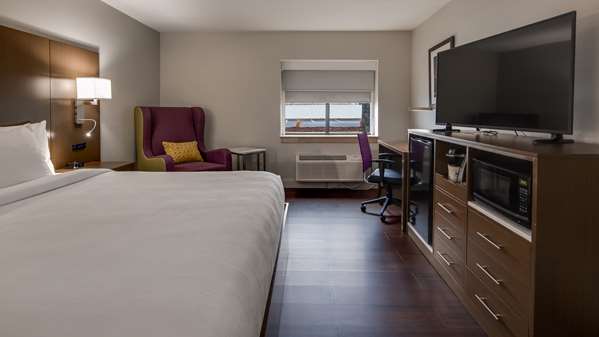  - Best Western Huntsville Hotel