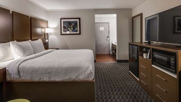  - Best Western Huntsville Hotel