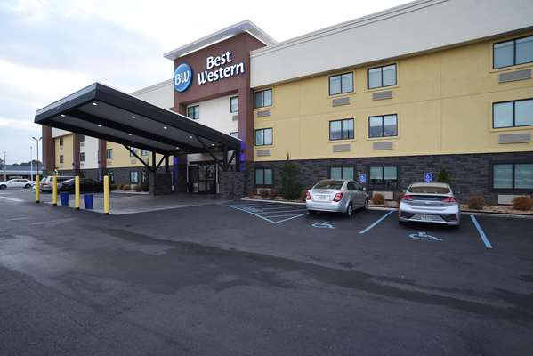 Exterior view - Best Western Huntsville Hotel