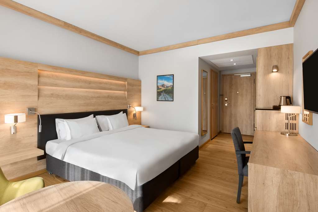 RADISSON BLU HOTEL AND RES ZAKOPANE-guestroom-Guest Room,On-Site.jpg