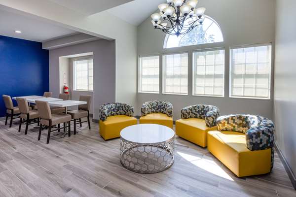  - Microtel Inn & Suites by Wyndham Sunbury