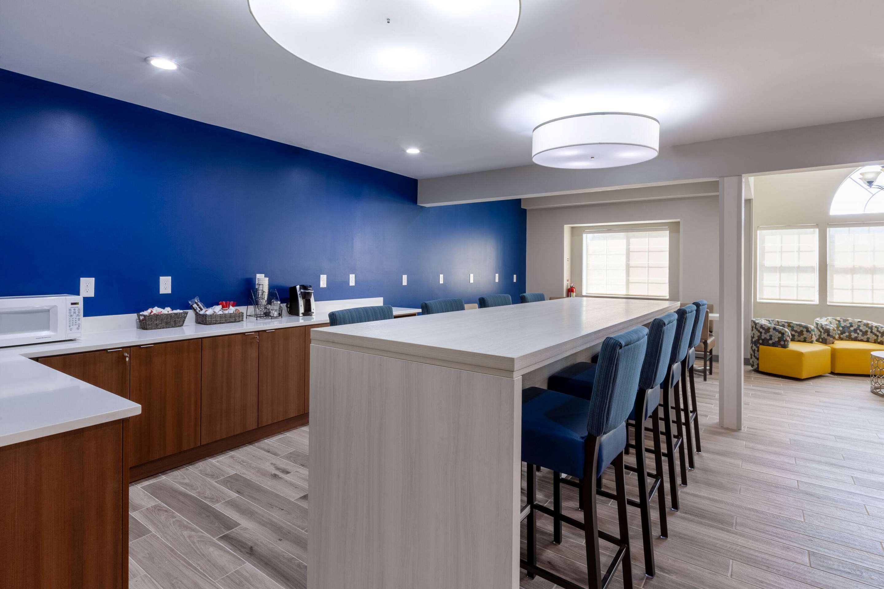 Lobby | Microtel Inn & Suites by Wyndham Sunbury - Columbus North
