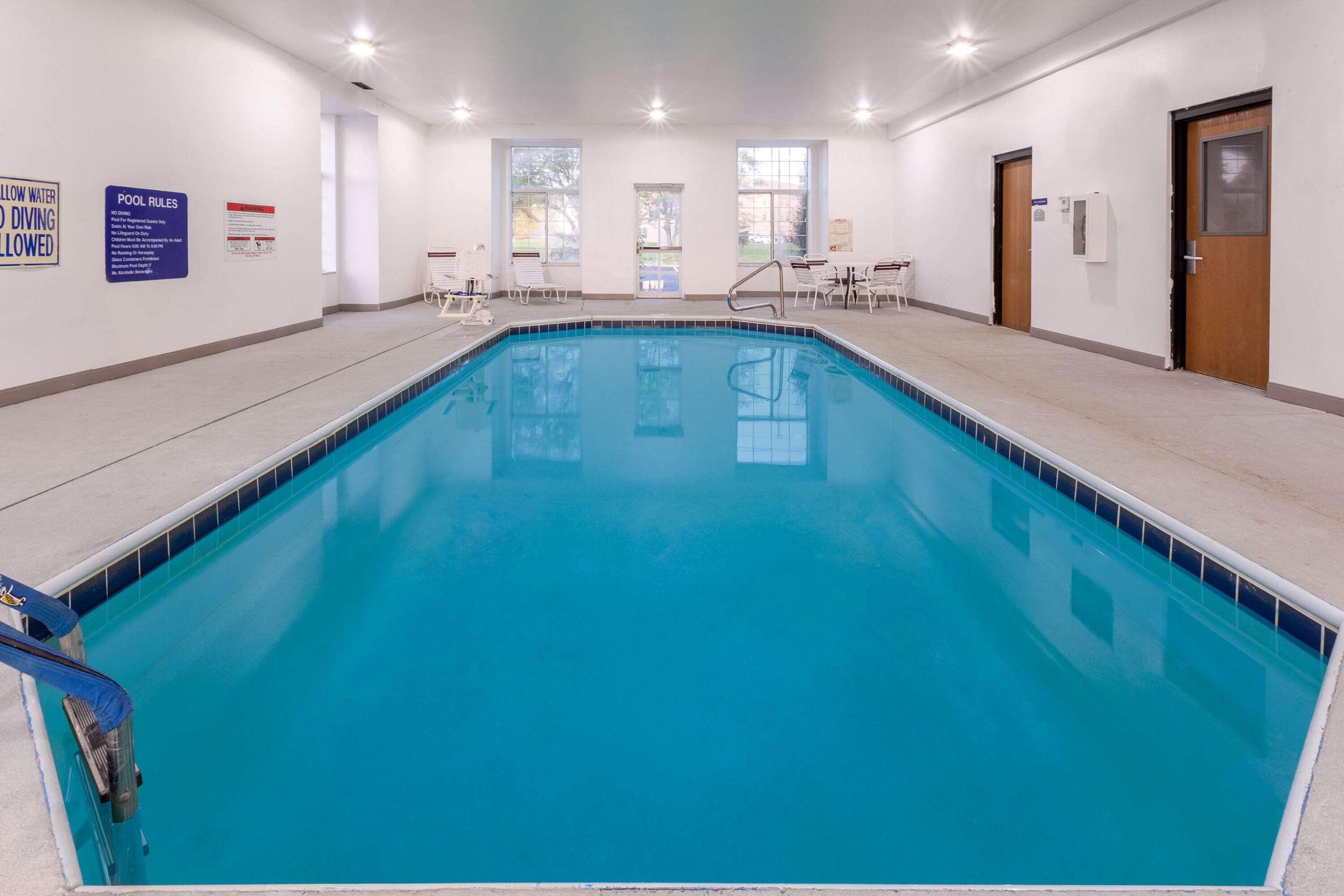Pool | Microtel Inn & Suites by Wyndham Sunbury - Columbus North