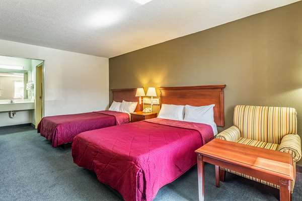  - Rodeway Inn Ardmore