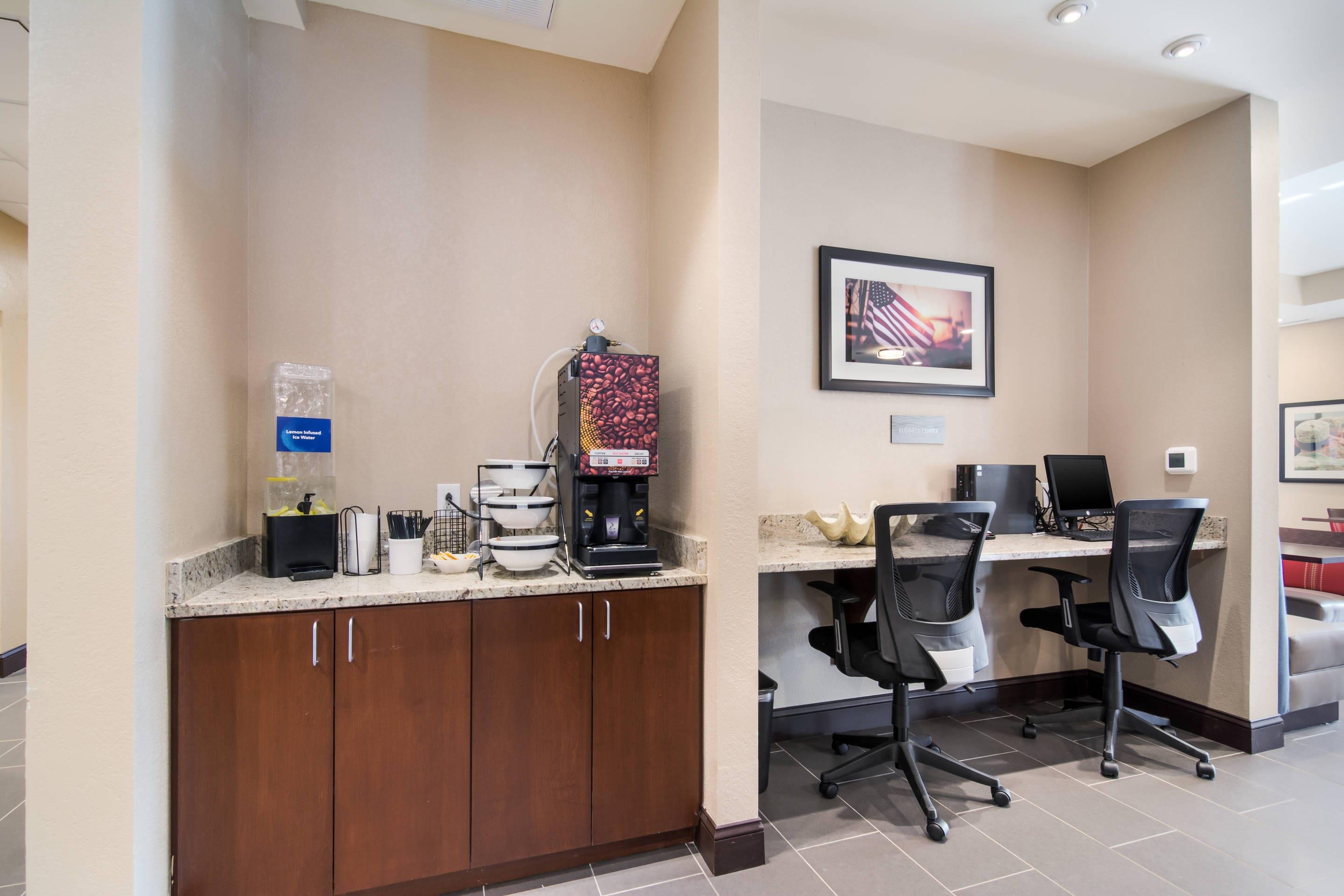 Business center | Comfort INN AND Suites