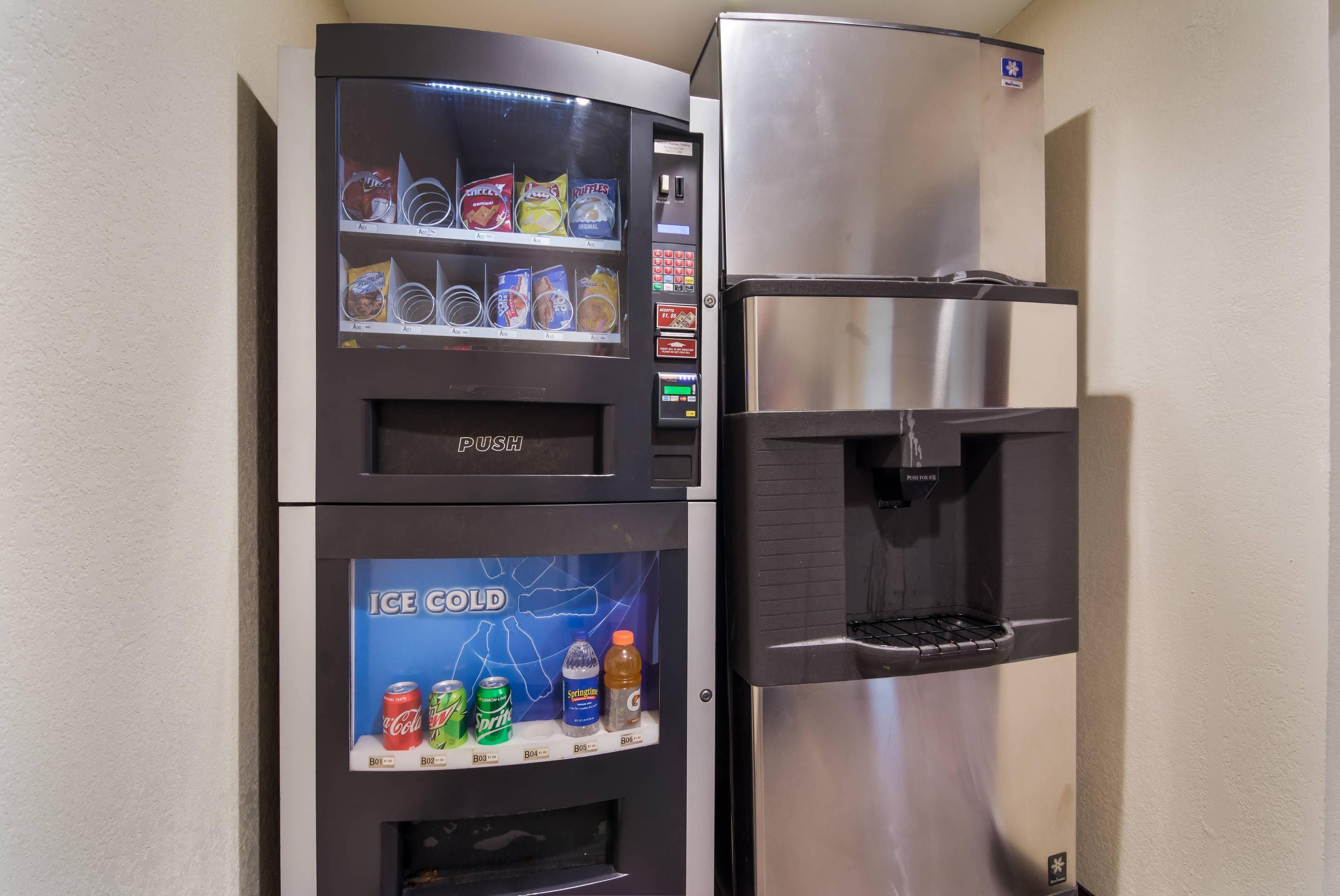 Hotel vending area | Comfort INN AND Suites